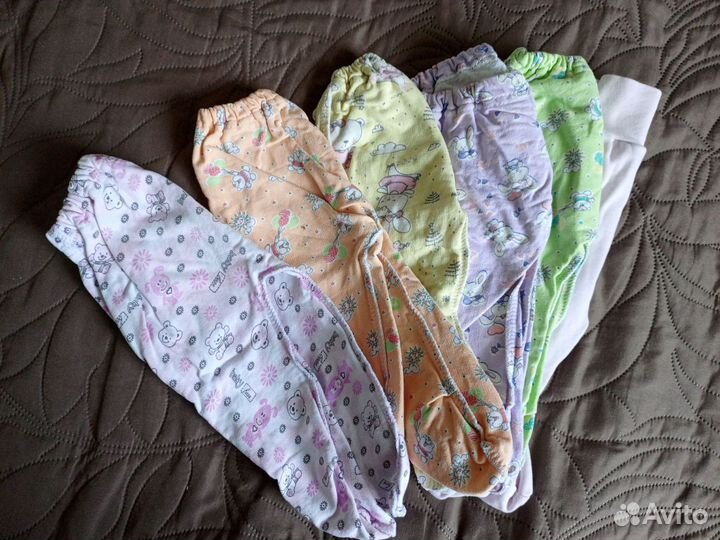 Одежда для девочки пакетом от 0 до 3 мес