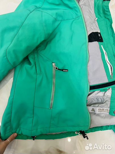 Горнолыжная куртка 8848