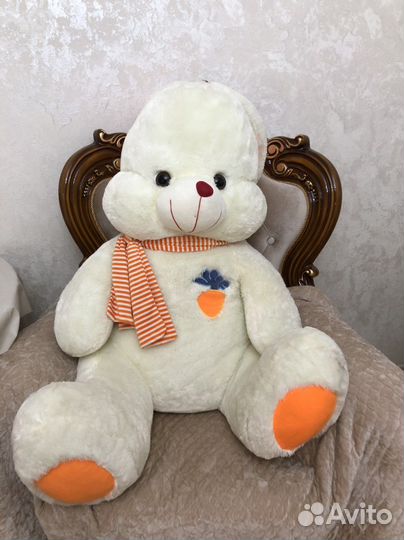 Плюшевый медведь