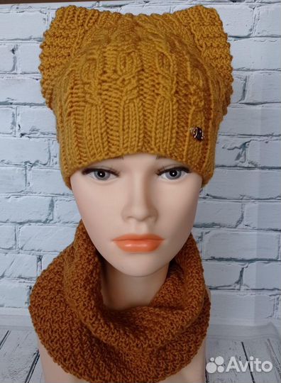 Вязаный комплект