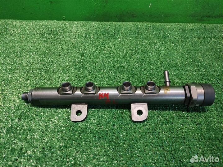 Рампа топливная Land Rover Discovery 4 2010