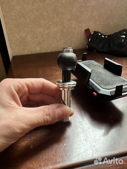 Мото держатель в траверсу