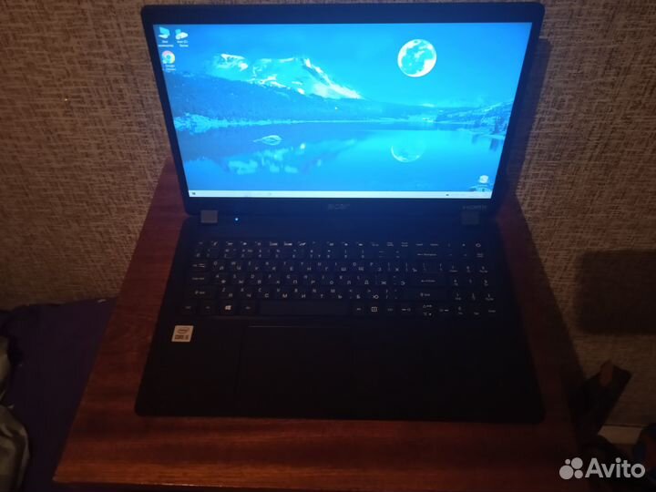 Продам ноутбук Acer Extensa 215-52