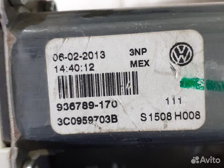 Маторчик стеклоподъемника задний левый Jetta 6