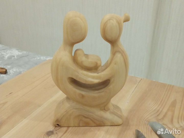 Деревянная фигура