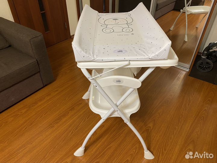 Пелинальный столик с ванночкой Cam