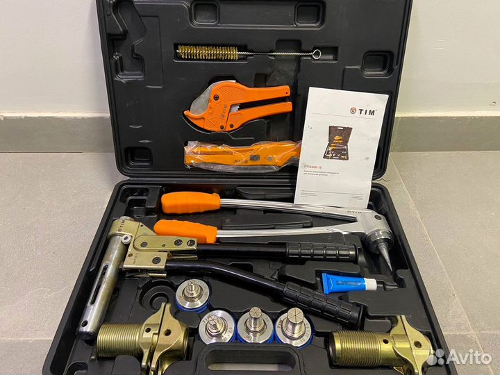 Аренда монтажного инструмента для труб Rehau