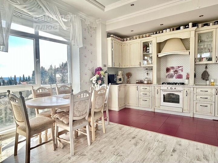 3-к. квартира, 94,7 м², 6/10 эт.