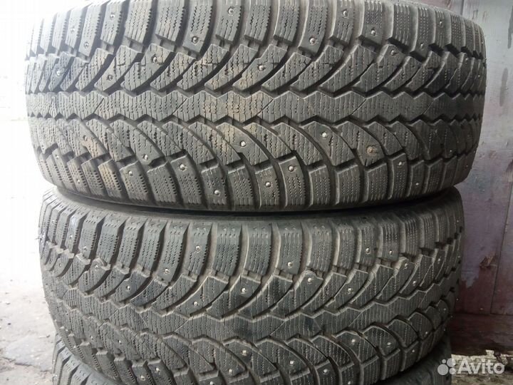 Pirelli Formula Ice 225/60 R17