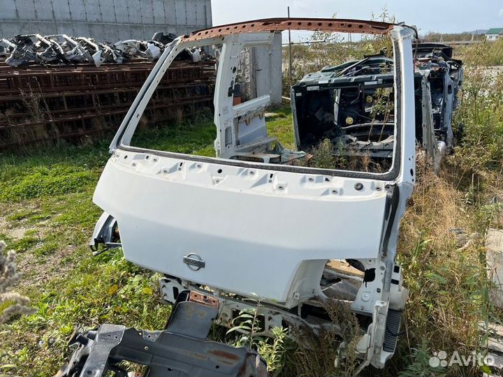 Телевизор Nissan Vanette SK82MN