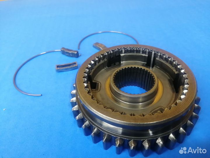 Муфта первой и второй передачи Skoda octavia