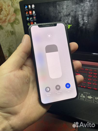 iPhone X 64Gb / Ростест