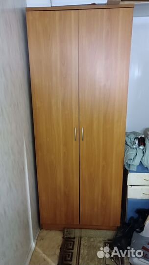 Шкаф