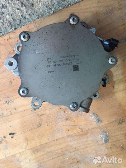 Вакуумный насос для тормозов