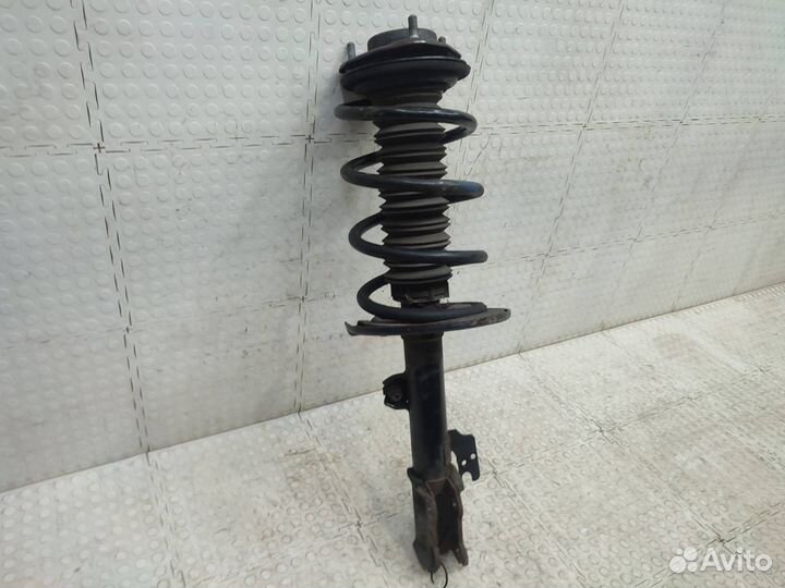 Амортизатор передний правый Lexus Rx 4 AL20 2015