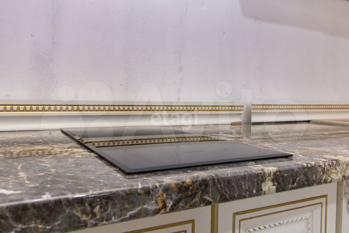 2-к. квартира, 85,4 м², 1/9 эт.