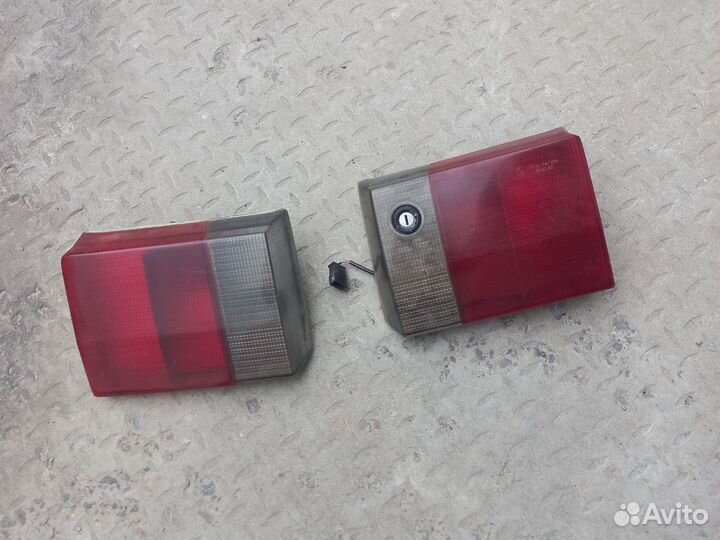 Audi 80 B4 фонари 8A9945093/094 крышки