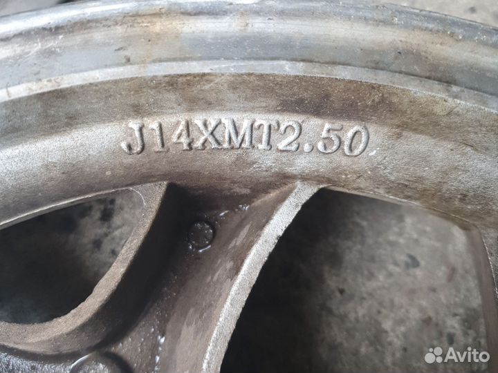 Б/У диск на скутер радиусом 14