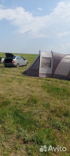 Палатка кемпинговая 6 местная