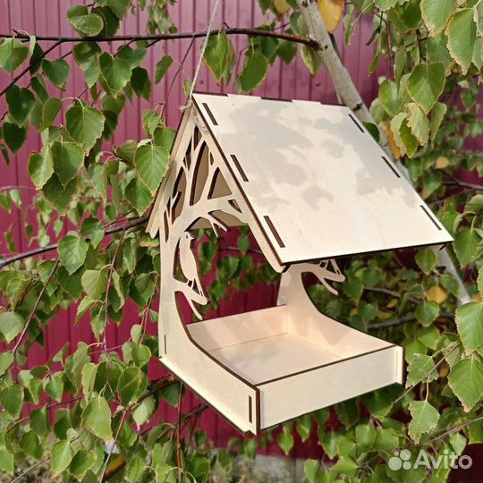 Кормушка для птиц