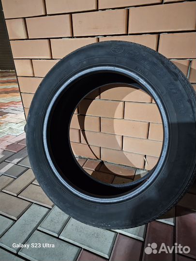 Yokohama BluEarth E70 215/55 R17