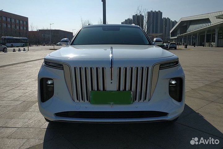 Hongqi E-HS9 AT, 2021, 33 000 км