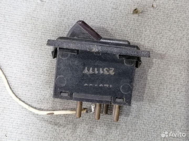 Кнопка аварийной сигнализации Volvo 343 1984-1991