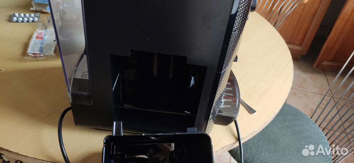 Кофемашина krups EA81*