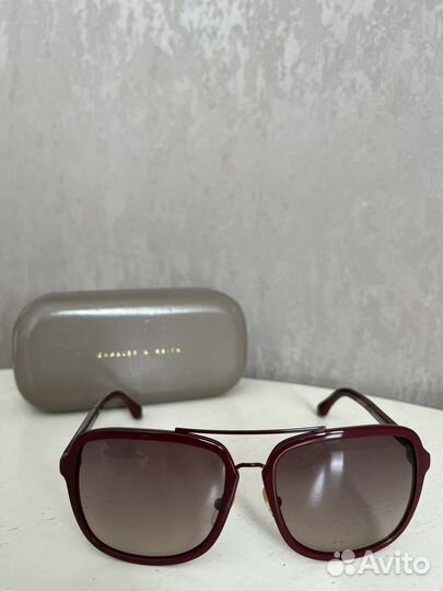 Очки Charles & Keith