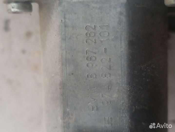 Стеклоподъемник электрический передний правый BMW