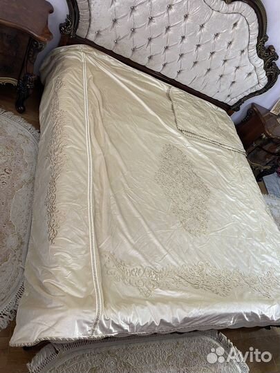 Покрывало на кровать