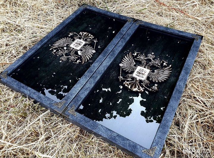 Нарды Герб России