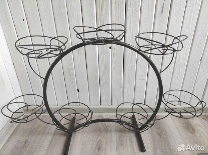 Подставка для цветов напольная металлическая