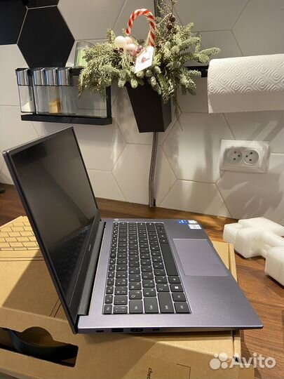 Huawei matebook (53013FCN)