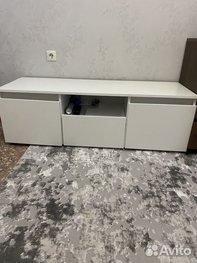 Тумба под тв белая