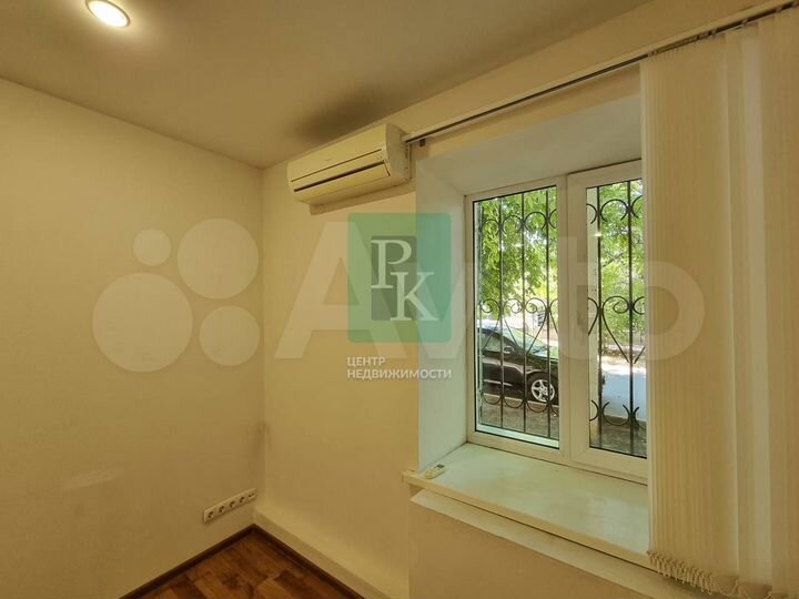 Офис 33,5м2 район рынка Чайка на Костомаровской