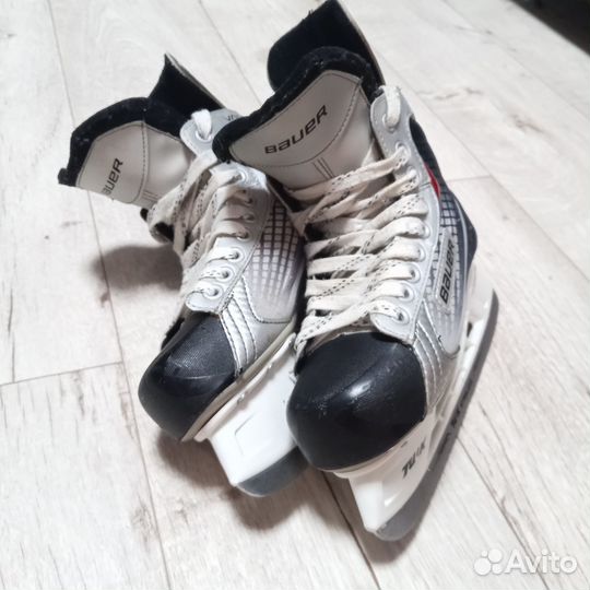 Хоккейные коньки bauer vapor x 05 36р