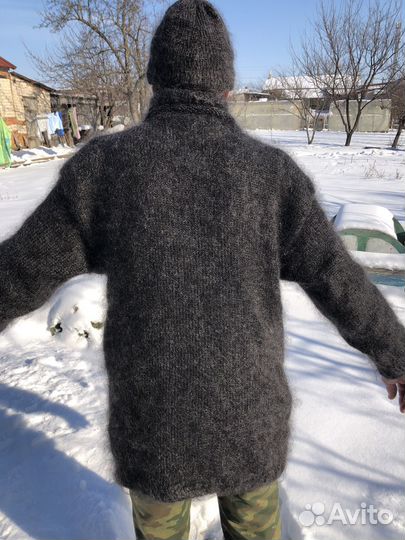 Свитер пуховый длинный с горлом