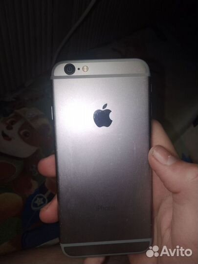 iPhone 6S, 32 ГБ