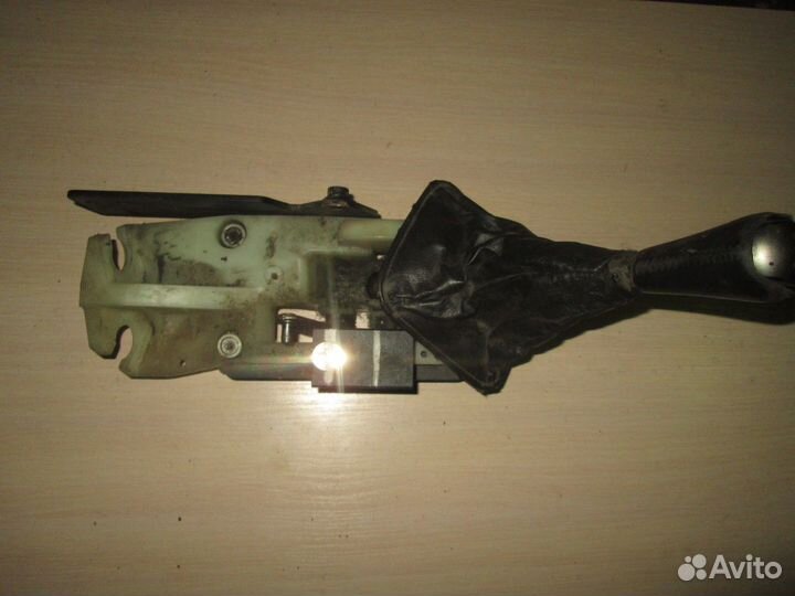 Кулиса МКПП (Nissan X-Trail)