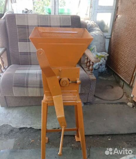 Мельница для зерна