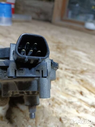 Моторчик стеклоочистителя Toyota Platz SCP11 2001