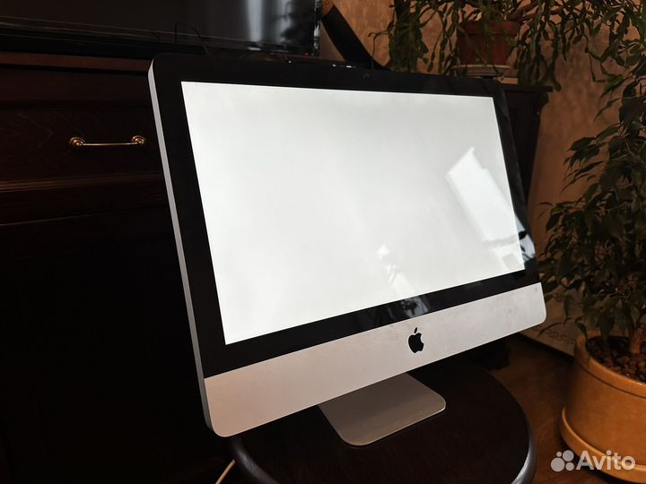 Моноблок apple iMac 21.5 2011