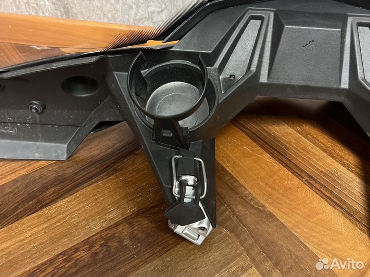 Ветровой щиток Deluxe BRP Can-am Outlander G2