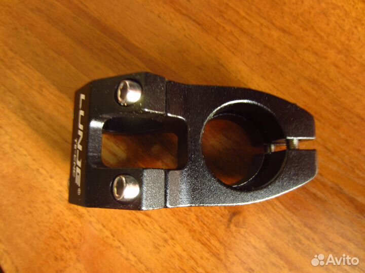 Вынос руля, длина 45мм и мягкая накладка на седло