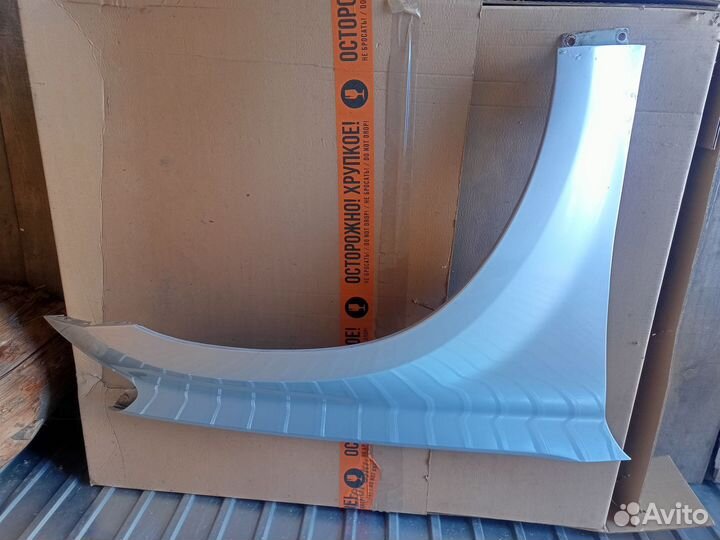 Передние крылья на мерседес GL 320 кузов 164