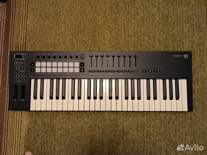 Novation launchkey 49 MK2
