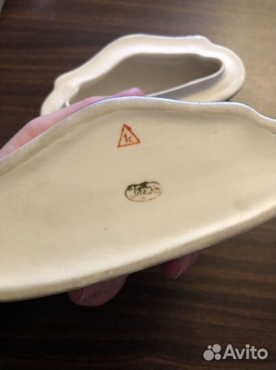 Шкатулка фарфоровая гжель