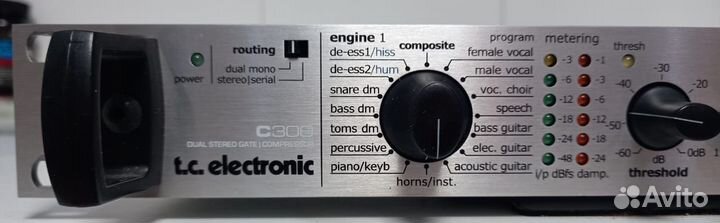 Процессор эффектов T.C. Electronic c 300