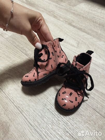 Ботинки для девочки